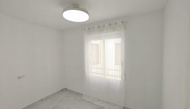 Wiederverkauf - Apartment - Torrevieja - El Acequión - Los Náufragos