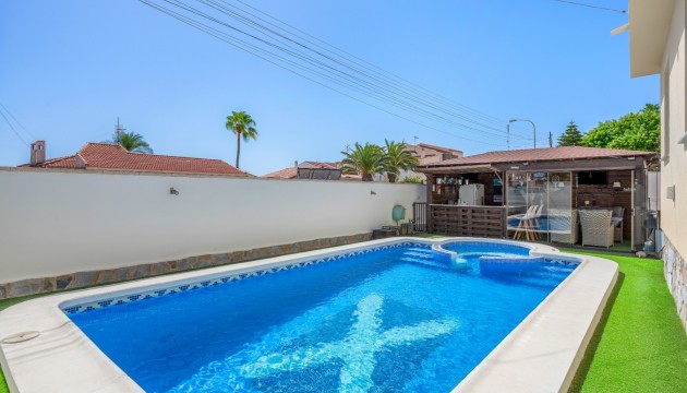 Wiederverkauf - Detached Villa - Ciudad Quesada - Center