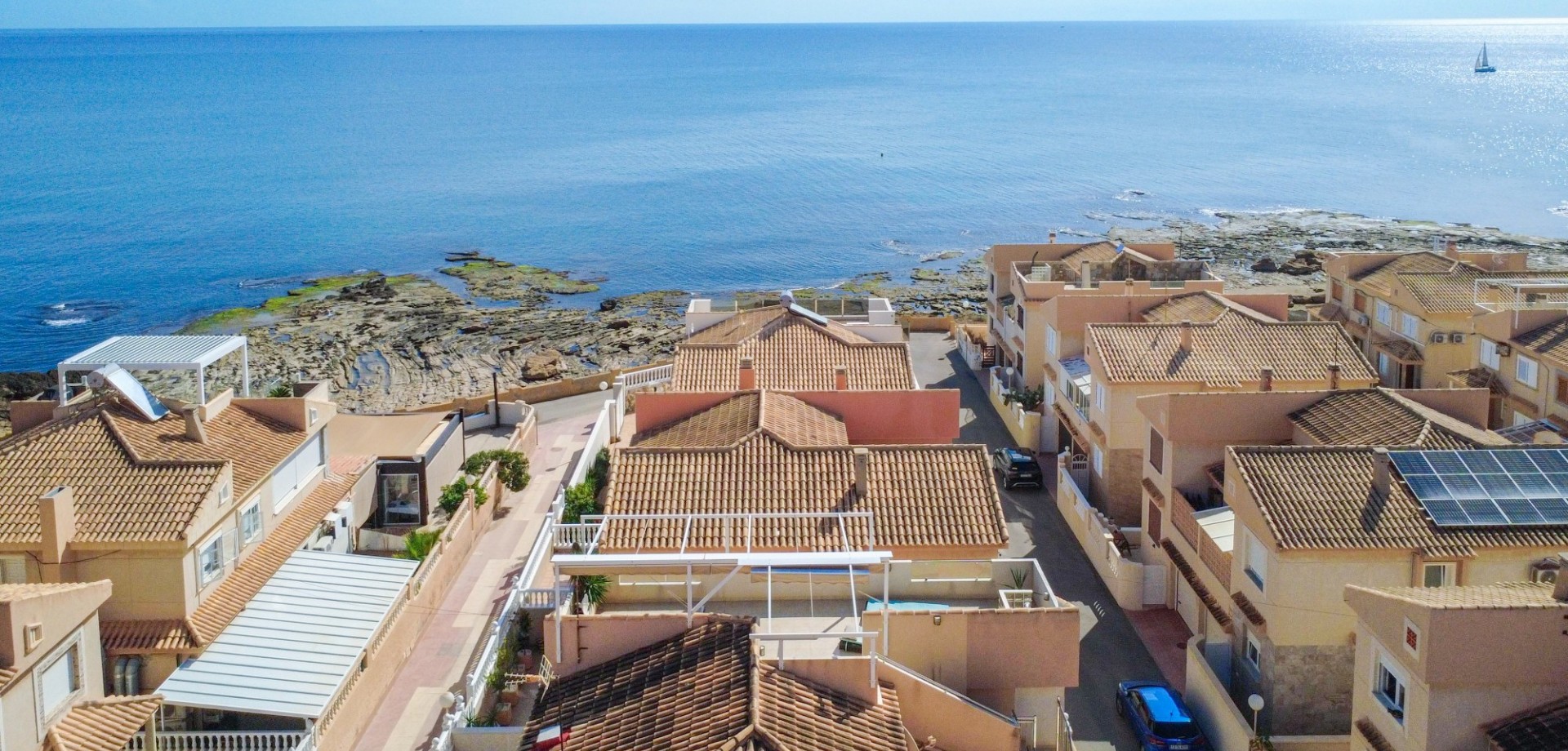 House in Torrevieja - Image 2