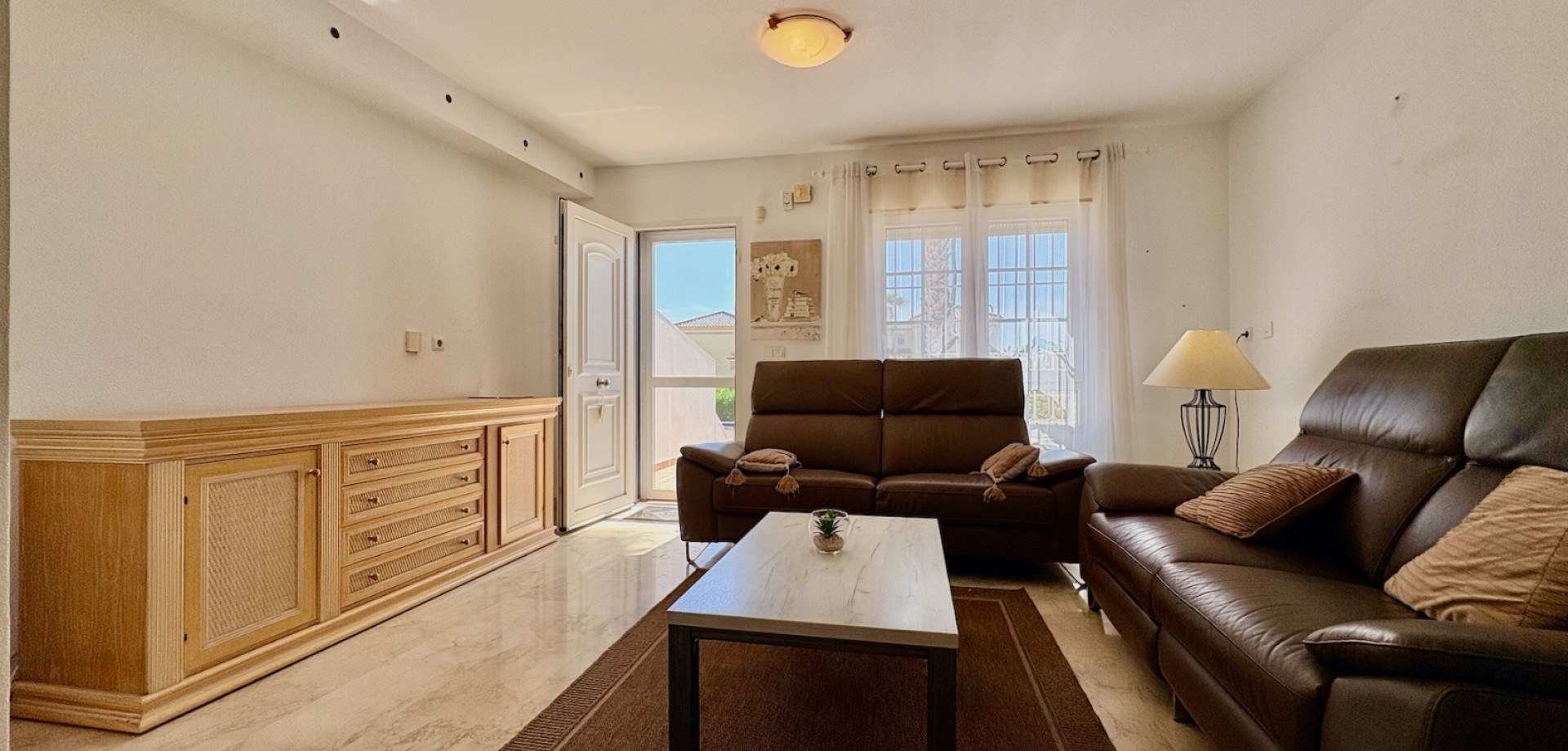 House in Villamartin - Image 4