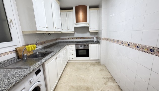 Odsprzedaż - Apartment - Orihuela Costa - Villamartín