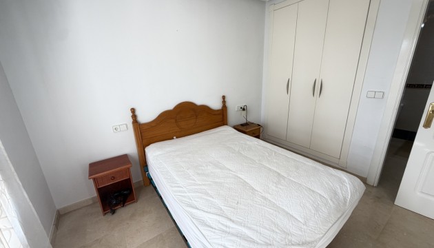 Odsprzedaż - Apartment - Orihuela Costa - Villamartín
