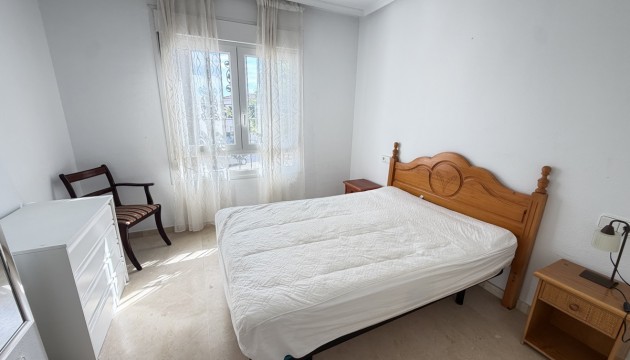Odsprzedaż - Apartment - Orihuela Costa - Villamartín