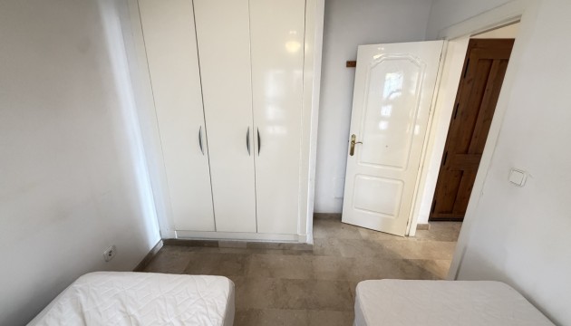 Odsprzedaż - Apartment - Orihuela Costa - Villamartín