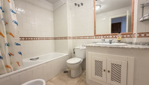 Odsprzedaż - Apartment - Orihuela Costa - Villamartín