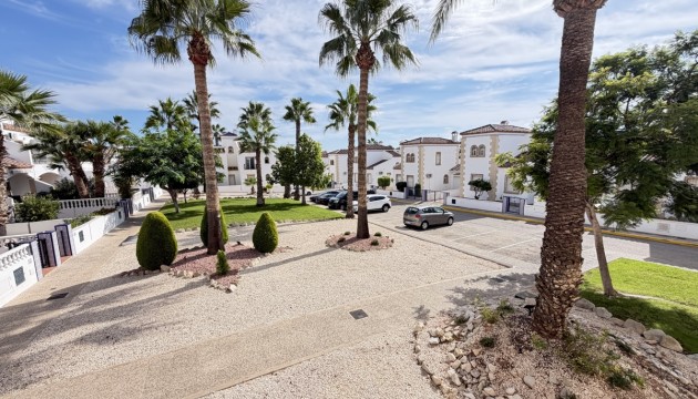 Odsprzedaż - Apartment - Orihuela Costa - Villamartín