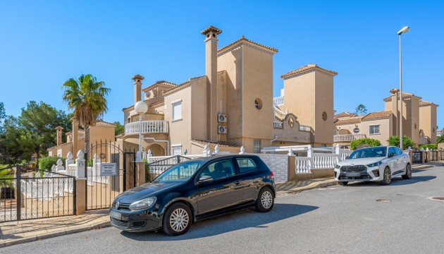 Odsprzedaż - House - Orihuela Costa - Costa Blanca