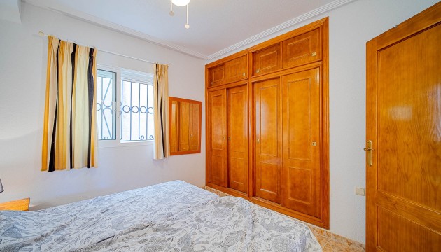 Odsprzedaż - Apartment - Orihuela Costa - Punta Prima