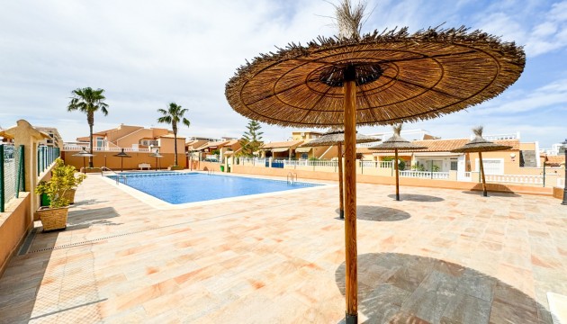 Odsprzedaż - Apartment - Orihuela Costa - Punta Prima