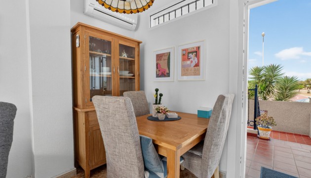 Odsprzedaż - Apartment - Orihuela Costa - Punta Prima