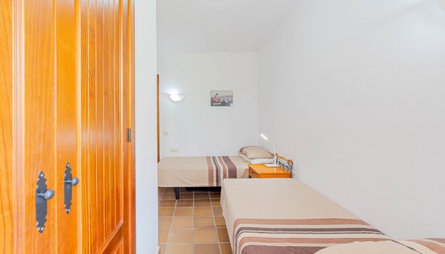 Odsprzedaż - Apartment - Orihuela Costa - Punta Prima