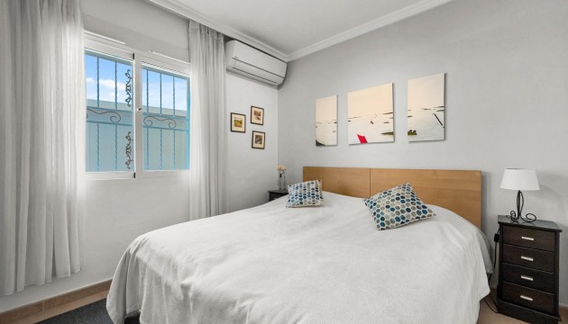 Resale - Townhouse - Orihuela Costa - Punta Prima