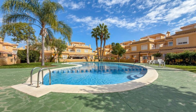 Resale - Townhouse - Orihuela Costa - Punta Prima