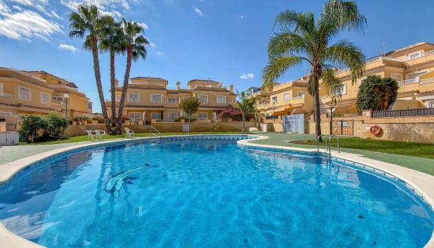 Resale - Townhouse - Orihuela Costa - Punta Prima