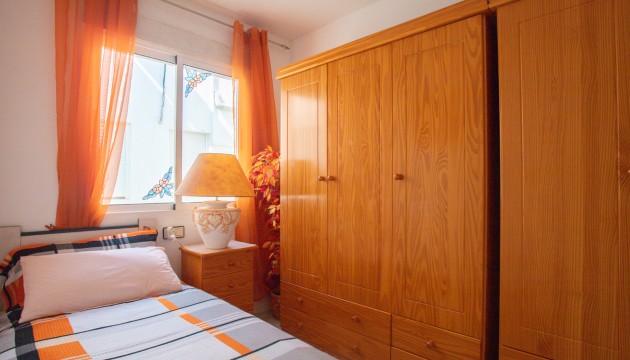 Odsprzedaż - Apartment - Orihuela Costa - Los Almendros-La Florida