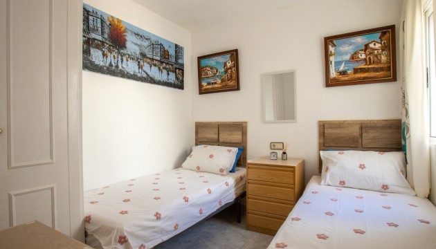 Odsprzedaż - Apartment - Orihuela Costa - Los Almendros-La Florida
