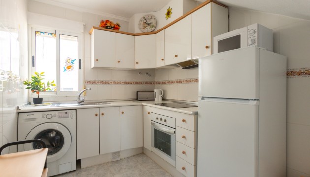 Odsprzedaż - Apartment - Orihuela Costa - Los Almendros-La Florida