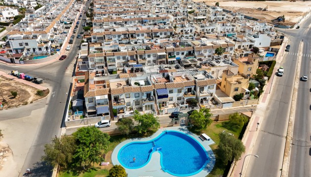 Odsprzedaż - Apartment - Orihuela Costa - Los Almendros-La Florida