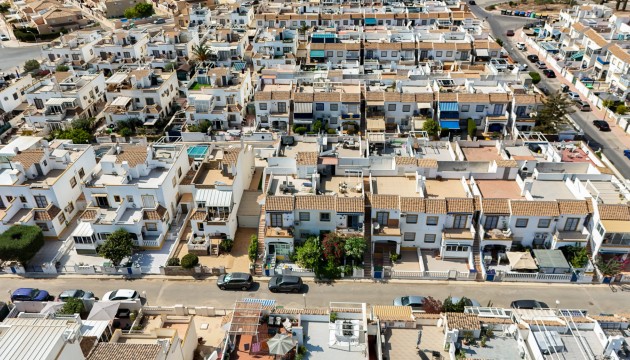 Odsprzedaż - Apartment - Orihuela Costa - Los Almendros-La Florida