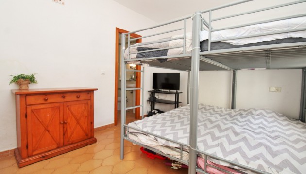 Odsprzedaż - Apartment - Orihuela Costa - Villamartín