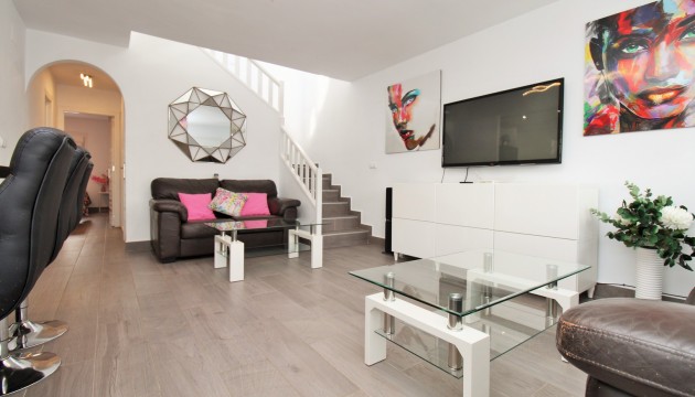 Перепродажа - Таунхаус - Orihuela Costa - Villamartín