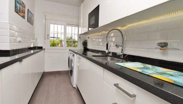Перепродажа - Таунхаус - Orihuela Costa - Villamartín