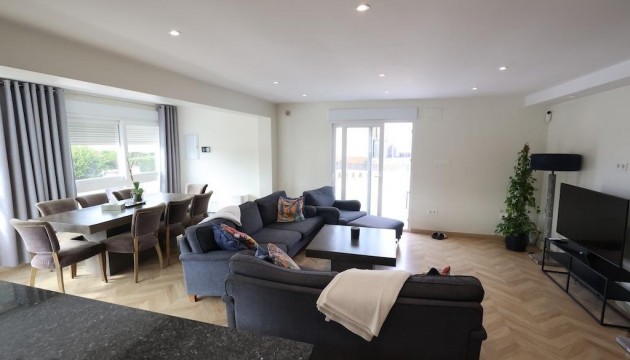 Odsprzedaż - Detached Villa - Torrevieja - Los Balcones - Los Altos del Edén