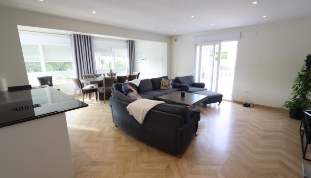 Odsprzedaż - Detached Villa - Torrevieja - Los Balcones - Los Altos del Edén