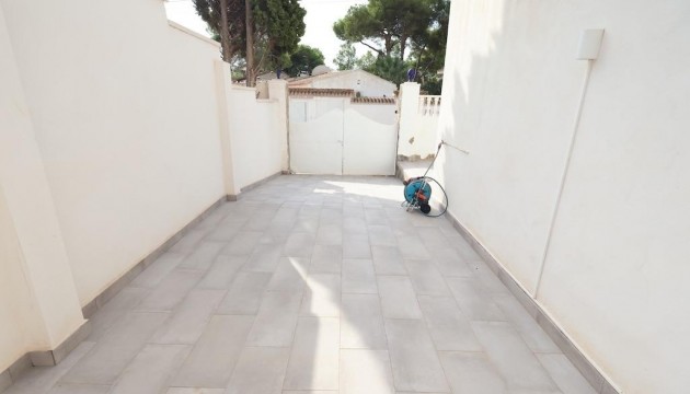 Odsprzedaż - Detached Villa - Torrevieja - Los Balcones - Los Altos del Edén