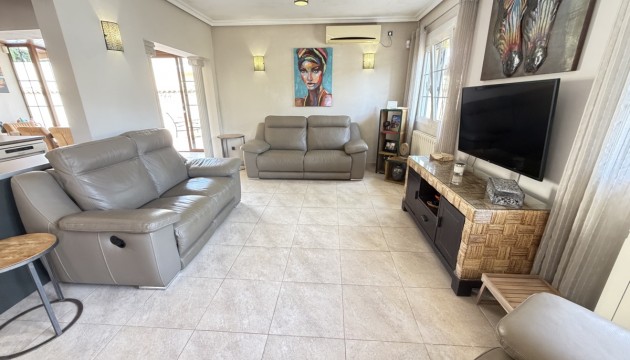 Odsprzedaż - Detached Villa - Orihuela Costa - Cabo Roig