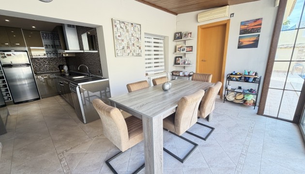 Odsprzedaż - Detached Villa - Orihuela Costa - Cabo Roig