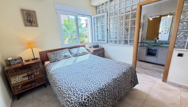 Odsprzedaż - Detached Villa - Orihuela Costa - Cabo Roig
