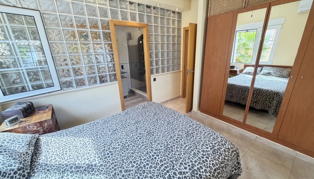 Odsprzedaż - Detached Villa - Orihuela Costa - Cabo Roig