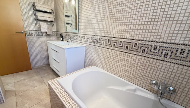 Odsprzedaż - Detached Villa - Orihuela Costa - Cabo Roig
