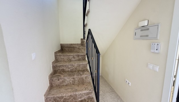 Odsprzedaż - Detached Villa - Orihuela Costa - Villamartín