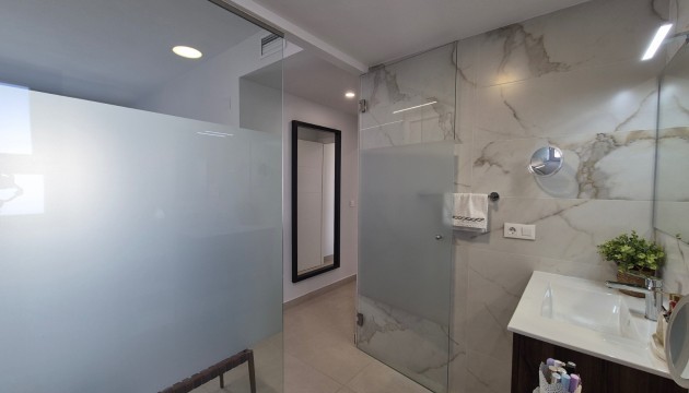 Odsprzedaż - Apartment - Orihuela - Villamartín