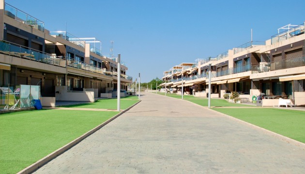 Odsprzedaż - Bungalow - Pilar de la Horadada - Mil Palmeras