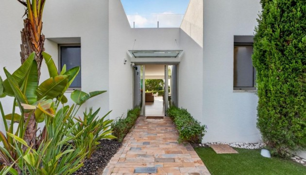 Odsprzedaż - Detached Villa - Orihuela Costa - Las Colinas Golf
