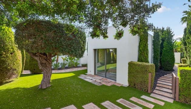 Odsprzedaż - Detached Villa - Orihuela Costa - Las Colinas Golf