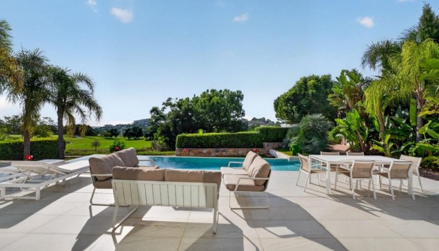 Odsprzedaż - Detached Villa - Orihuela Costa - Las Colinas Golf