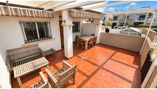 Odsprzedaż - Bungalow - Orihuela Costa - Punta Prima