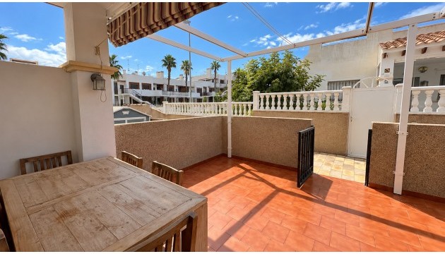 Odsprzedaż - Bungalow - Orihuela Costa - Punta Prima