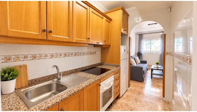 Odsprzedaż - Bungalow - Orihuela Costa - Punta Prima