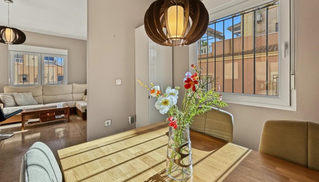 Odsprzedaż - Bungalow - Orihuela Costa - Lomas de Don Juan