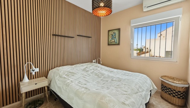 Odsprzedaż - Bungalow - Orihuela Costa - Lomas de Don Juan