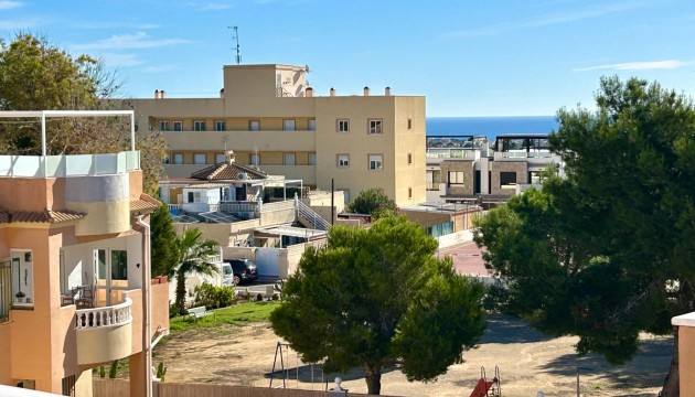 Odsprzedaż - Bungalow - Orihuela Costa - Lomas de Don Juan