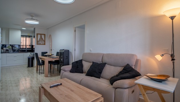 Odsprzedaż - Apartment - Torrevieja - La Siesta - El Salado -  Torreta