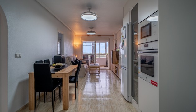Odsprzedaż - Apartment - Torrevieja - La Siesta - El Salado -  Torreta