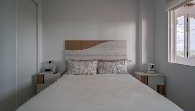 Odsprzedaż - Apartment - Torrevieja - La Siesta - El Salado -  Torreta