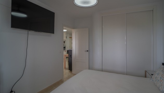 Odsprzedaż - Apartment - Torrevieja - La Siesta - El Salado -  Torreta